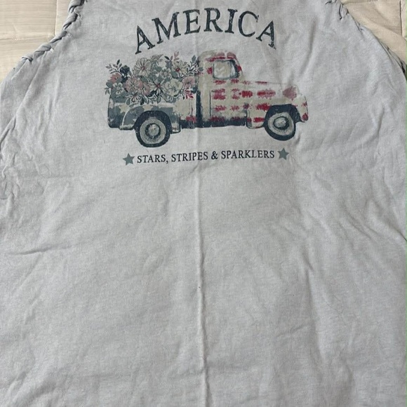 Maurices Tops - Women’s America Graphic Tank Top - Light Gray